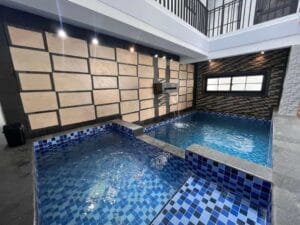 Villa Kolam Renang di Batu – 15 Rekomendasi Terbaik Villa Batu Malang Private pool villa di Batu cocok untuk liburan keluarga