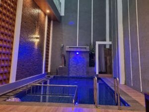 Villa Kolam Renang di Batu – 15 Rekomendasi Terbaik Villa Batu Malang Villa kolam renang di Batu kapasitas besar untuk rombongan dan gathering