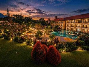 17+ Hotel di Batu Malang Terbaik dan Favorit Wisatawan Villa Batu Malang The Singhasari Resort Batu hotel mewah di Batu Malang dengan pemandangan elegan